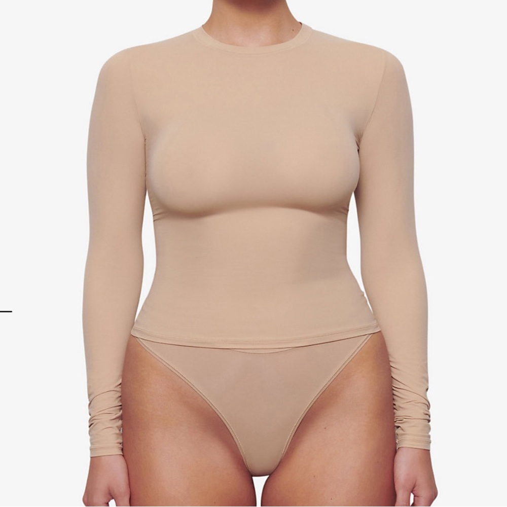 SKIMS LS Top Small